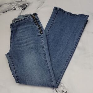 Women's SHEIN blue denim flare jeans with side zipper Size 28